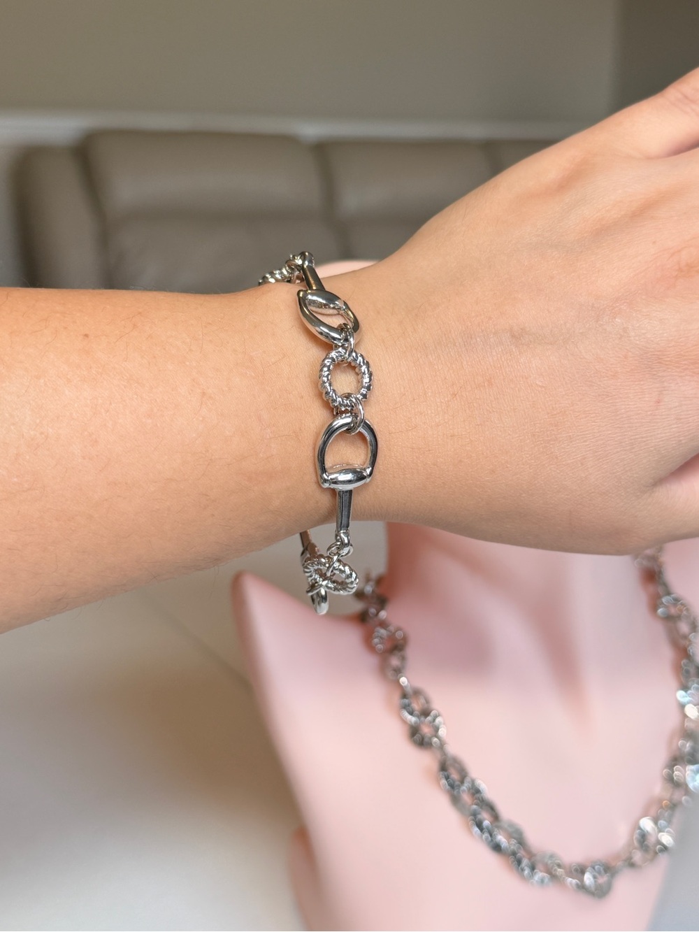 Luxury Silver Horsebit Link Bracelet